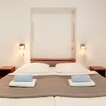 招待所 布丁膳食公寓 2*
