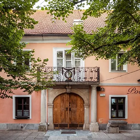 Gostinjska kuća Pod Lipo 2*