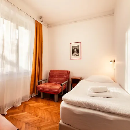 Pod Lipo Πανσιόν 2*