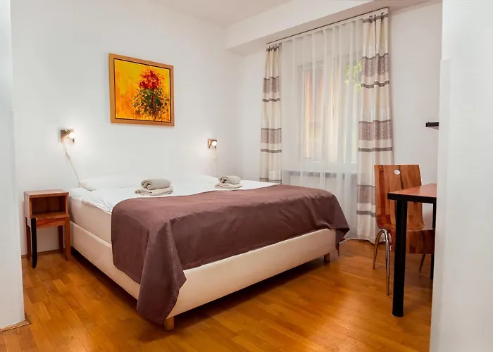 Πανσιόν Pod Lipo